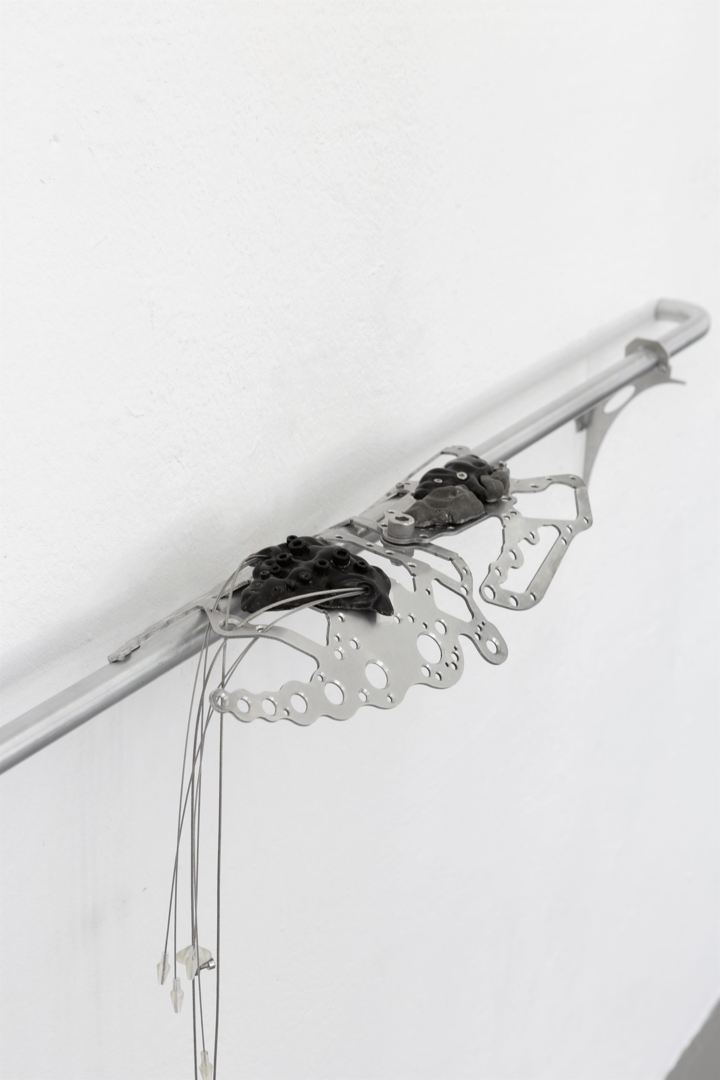 Biostatic Frame