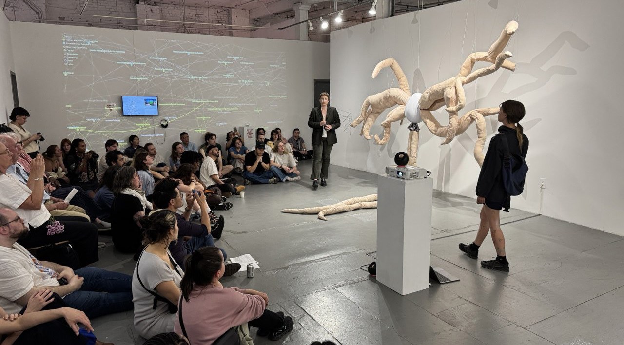 Pheroform – Elif Cadoux 6